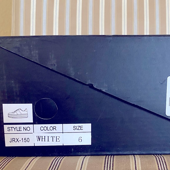 PLATFORM SNEAKERS BY FASHION NOVA ❤️🔥 NEW WITHOUT TAG - Picture 9 of 13